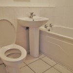 3 Sandbank Drive West End Glasgow G20 0DA Bathroom