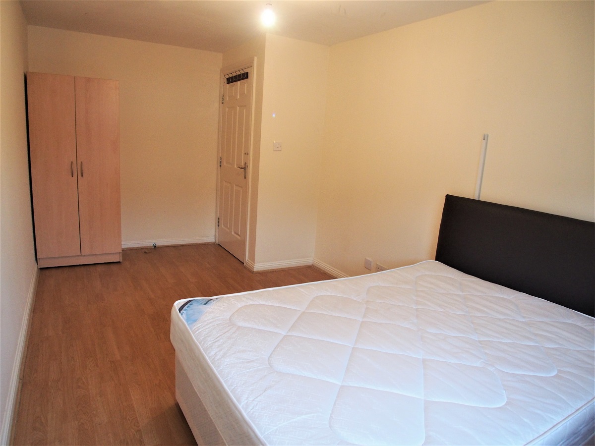 240 Wallace Street 63 Tradeston Central Letting Services Letting