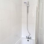 24 Westclyffe Street Shawlands G41 2EE Bathroom v2