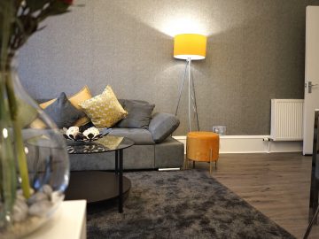 1150 Cathcart Road South Side Glasgow Lanarkshire G42 9EG Lounge