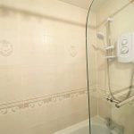 14 WOODLANDS COURT THORNLIEBANK WOODLANDS ROAD THORNLIEBANK GLASGOW G46 7SA Bathroom v3