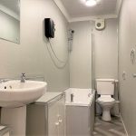 36 Kidd Street Kirkcaldy Fife KY1 2ED Bathroom
